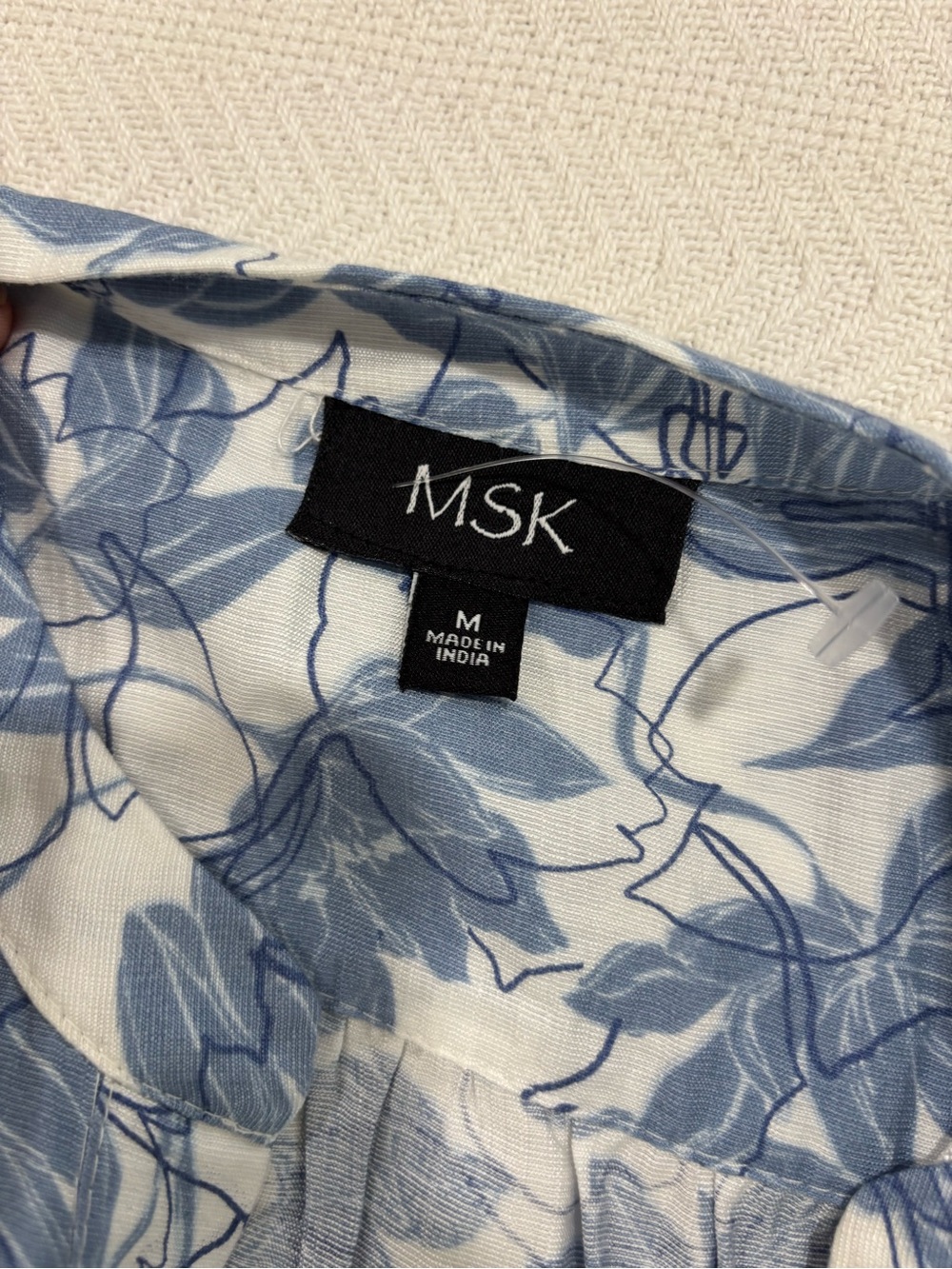 🩵MSK White and Blue Floral Maxi Dress - Picture 5 of 10